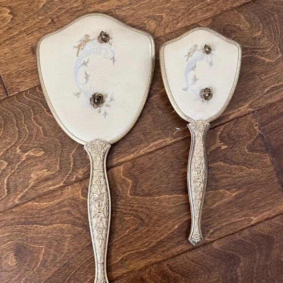 Vintage Vanity Set Mirror& Brush USA Gold Tone Floral Hollywood Regency Boudoir - Picture 1 of 8